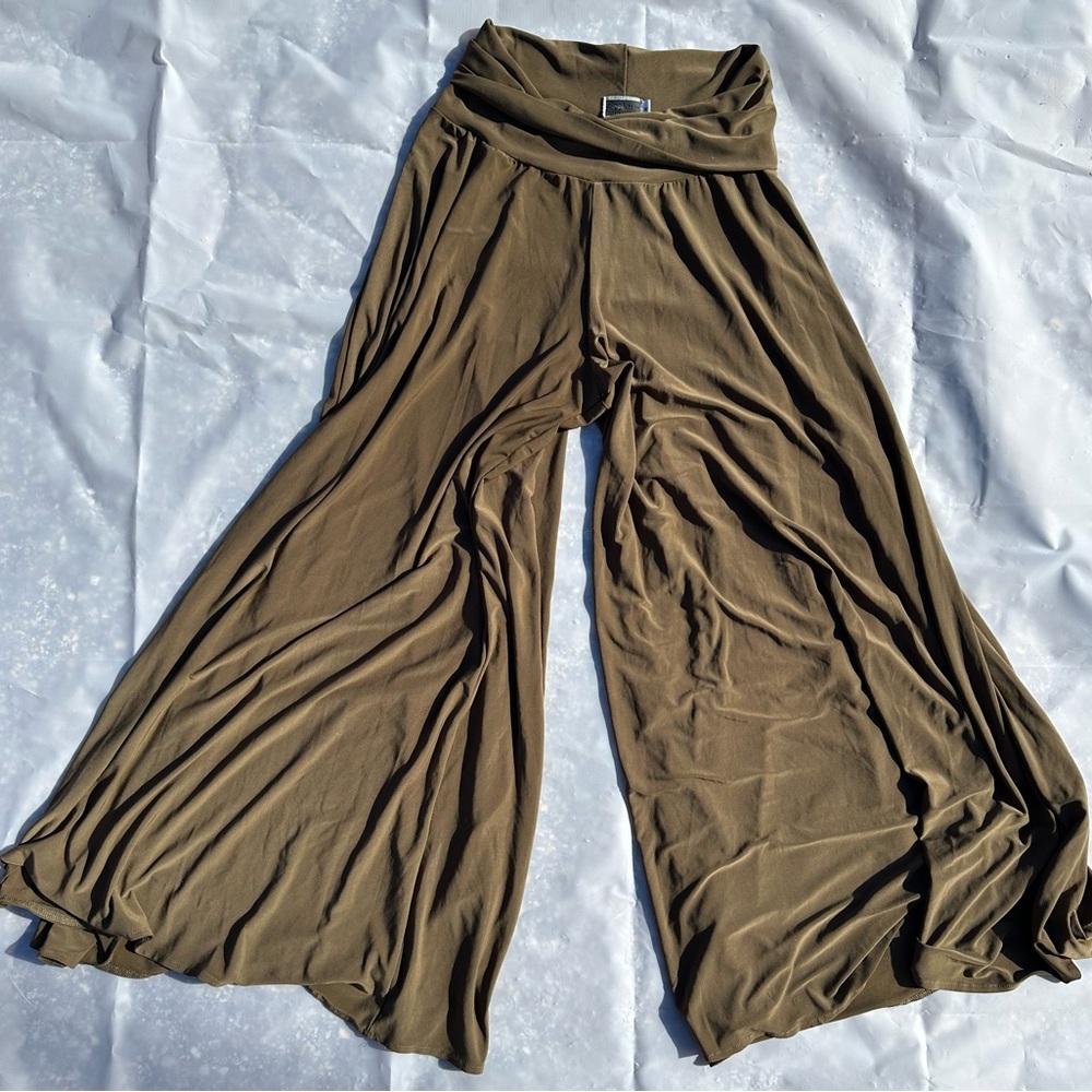 Sympli Wide Leg Pants in Olive Brown